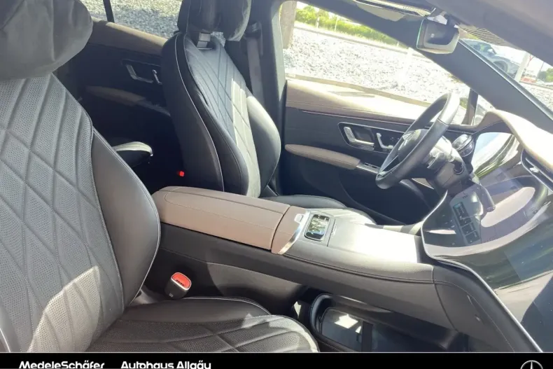 Mercedes-Benz EQS (Clasa S) din 2024 cu 16.202 km - oferta MER253008 - foto 18