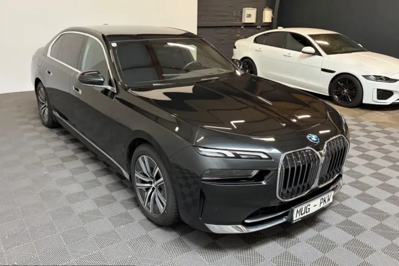 BMW 750 (Seria 7) din 2023 cu 89.500 km - oferta BMW253016 - foto 3