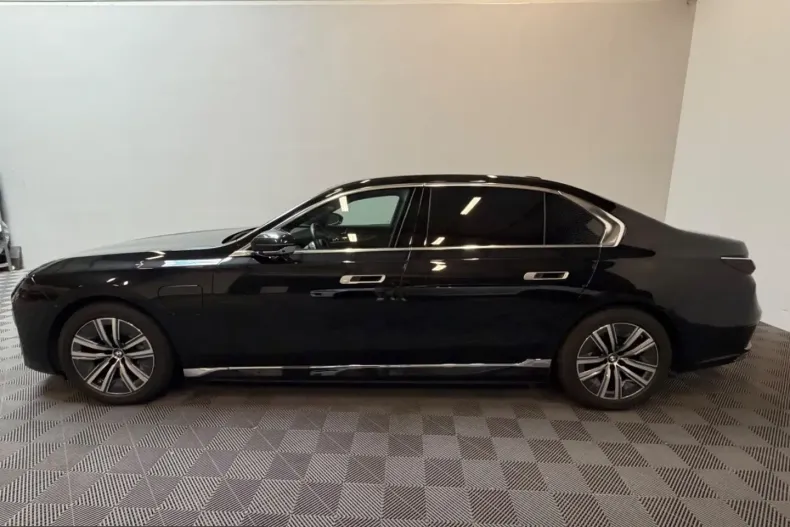 BMW 750 (Seria 7) din 2023 cu 89.500 km - oferta BMW253016 - foto 5