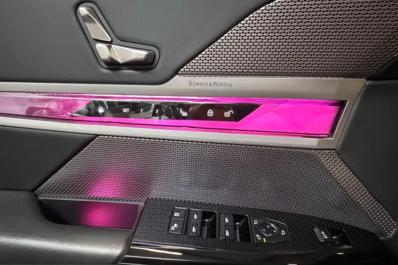 BMW 750 (Seria 7) din 2023 cu 89.500 km - oferta BMW253016 - foto 19