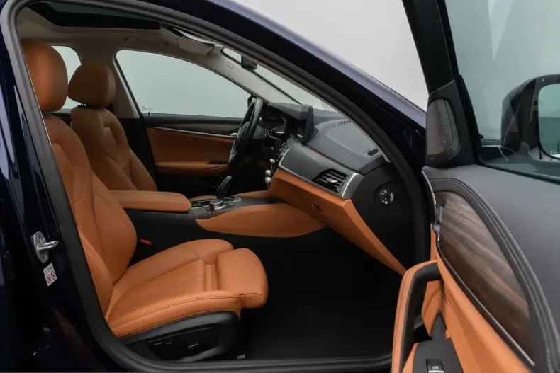 BMW 520 (Seria 5) din 2023 cu 72.097 km - oferta BMW253035 - foto 22
