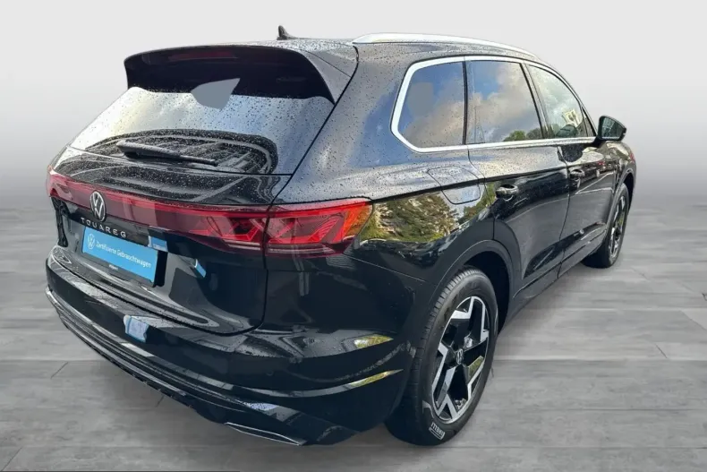 Volkswagen Touareg din 2026 cu 11.436 km - oferta VOL253039 - foto 3