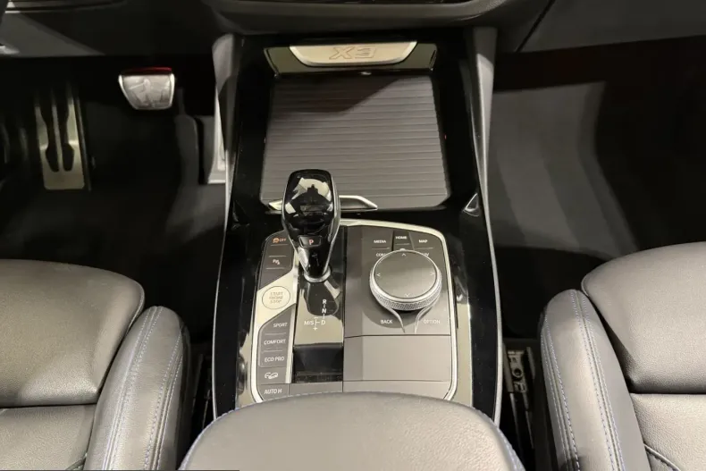 BMW X3 (Seria X) din 2022 cu 71.388 km - oferta BMW253040 - foto 19
