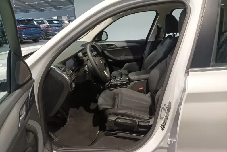 BMW X3 (Seria X) din 2023 cu 32.948 km - oferta BMW253042 - foto 7
