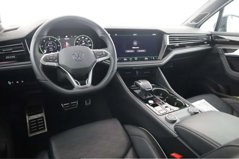 Volkswagen Touareg din 2026 cu 26.490 km - oferta VOL253043 - foto 7