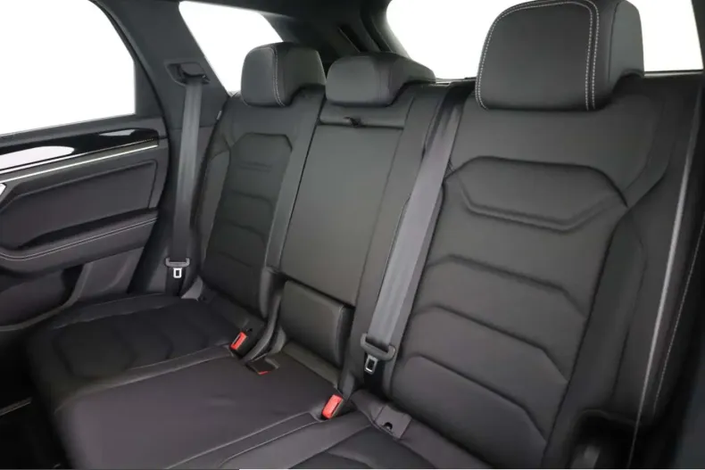 Volkswagen Touareg din 2026 cu 26.490 km - oferta VOL253043 - foto 9