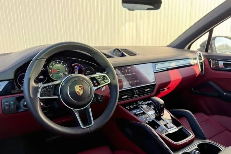 Porsche Cayenne din 2024 cu 1 km - oferta POR253044 - foto 7