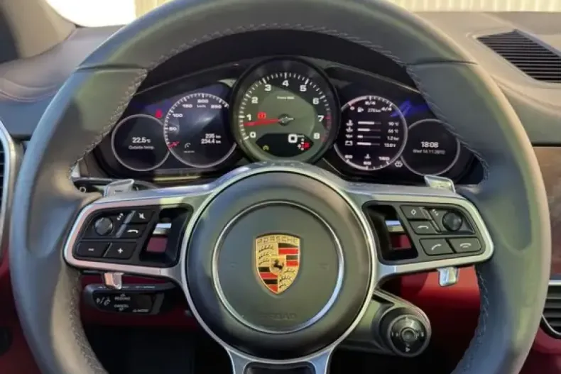 Porsche Cayenne din 2024 cu 1 km - oferta POR253044 - foto 22