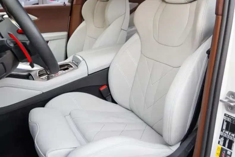 BMW XM (Seria X) din 2025 cu 16.200 km - oferta BMW253047 - foto 6