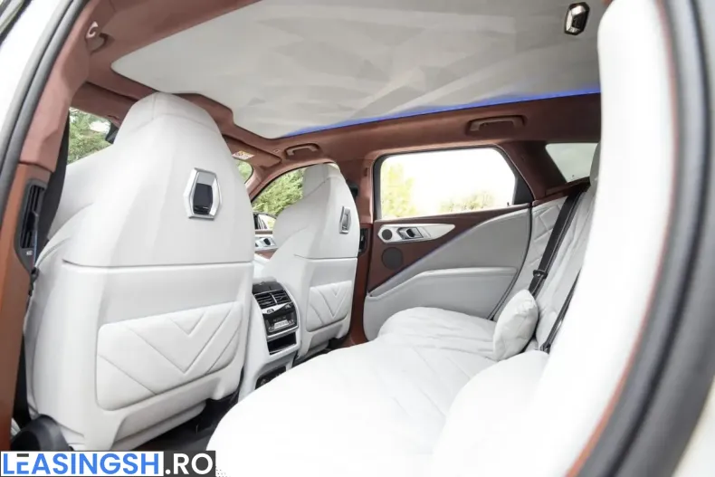 BMW XM (Seria X) din 2025 cu 72.873 km - oferta BMW253048 - foto 14