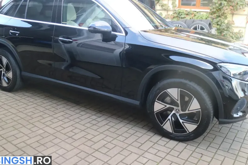 Mercedes-Benz GLC 400 e 4MATIC Avantgarde din 2023 cu 14.600 km - oferta MER253051 - foto 5
