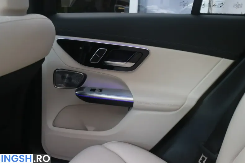 Mercedes-Benz GLC 400 e 4MATIC Avantgarde din 2023 cu 14.600 km - oferta MER253051 - foto 22