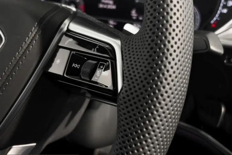 Audi A8 din 2024 cu 10.000 km - oferta AUD253053 - foto 14