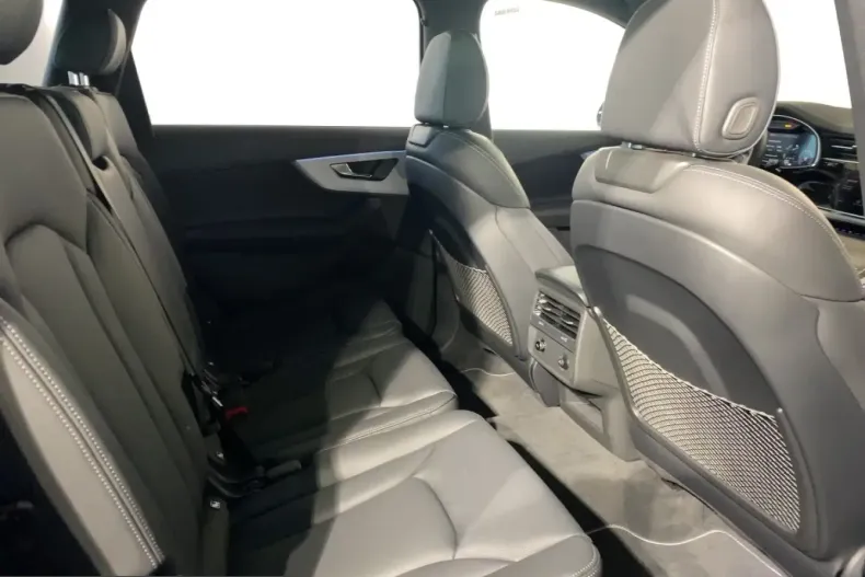 Audi Q7 din 2025 cu 8.779 km - oferta AUD253055 - foto 7