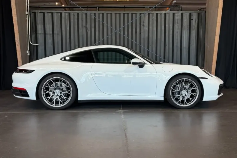 Porsche 992 din 2023 cu 53.200 km - oferta POR253075 - foto 18