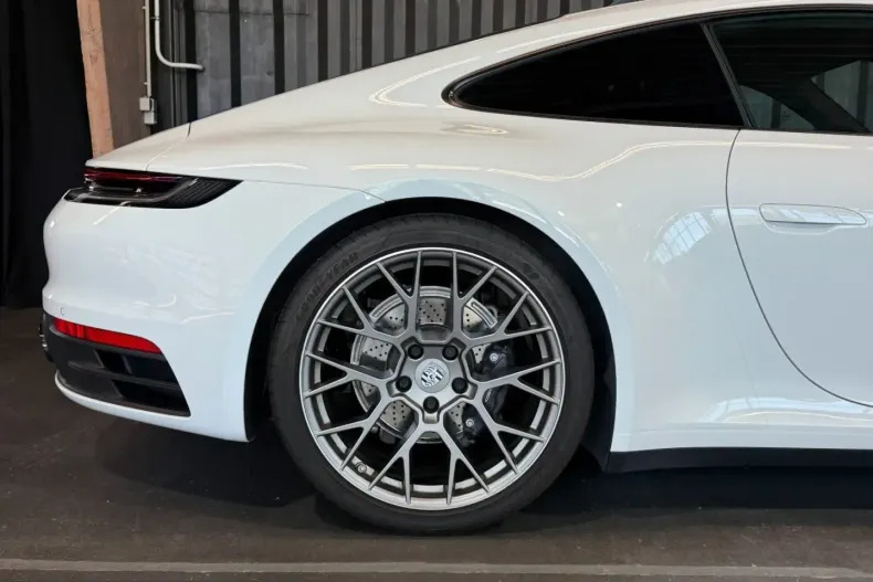 Porsche 992 din 2023 cu 53.200 km - oferta POR253075 - foto 19