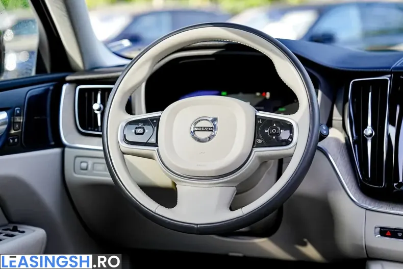 Volvo XC60 din 2022 cu 80.000 km - oferta VOL253079 - foto 19