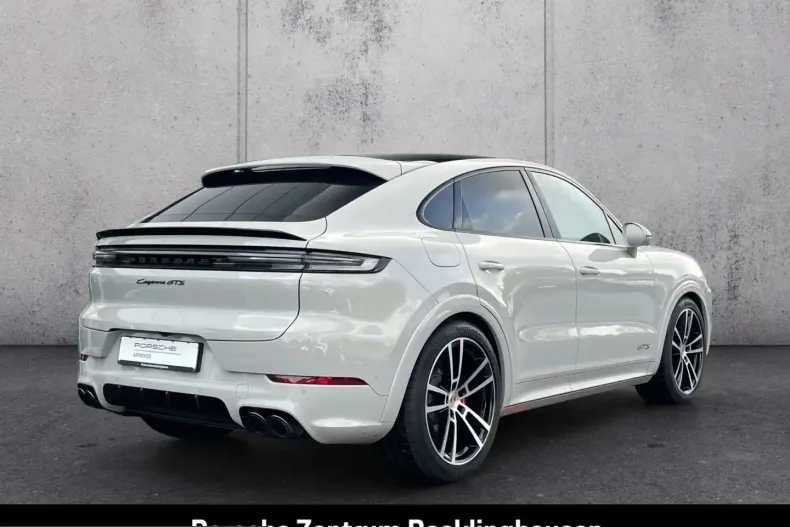 Porsche Cayenne din 2024 cu 24.212 km - oferta POR253080 - foto 7