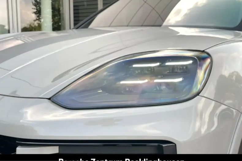 Porsche Cayenne din 2024 cu 24.212 km - oferta POR253080 - foto 12