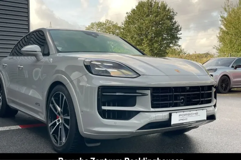 Porsche Cayenne din 2024 cu 24.212 km - oferta POR253080 - foto 19