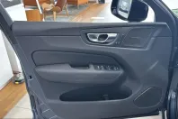 Volvo XC60 din 2025 cu 17.500 km - oferta VOL253095 - foto 8