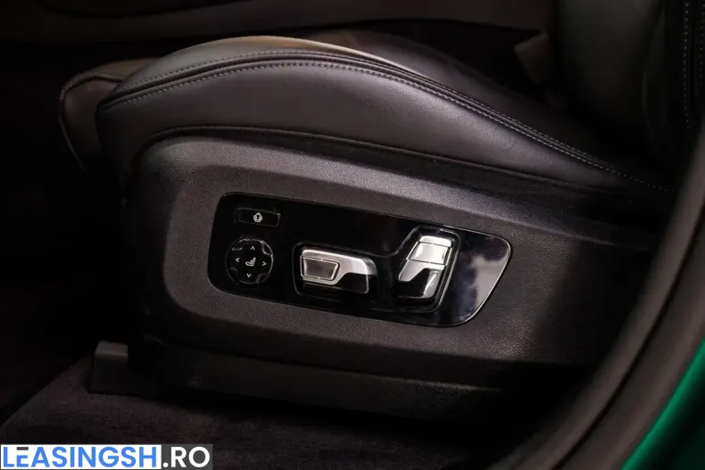 BMW XM (Seria X) din 2025 cu 28.500 km - oferta BMW253105 - foto 6