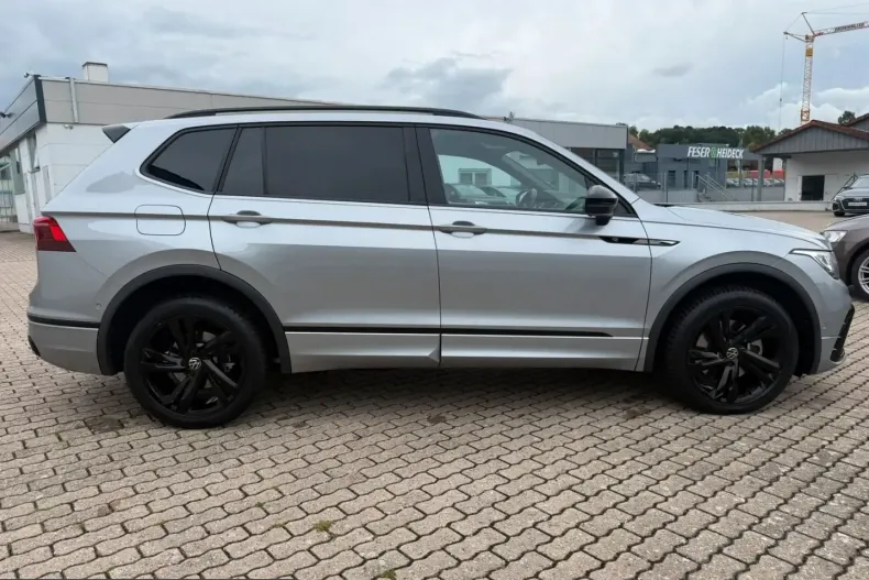 Volkswagen Tiguan Allspace din 2022 cu 79.400 km - oferta VOL253110 - foto 4