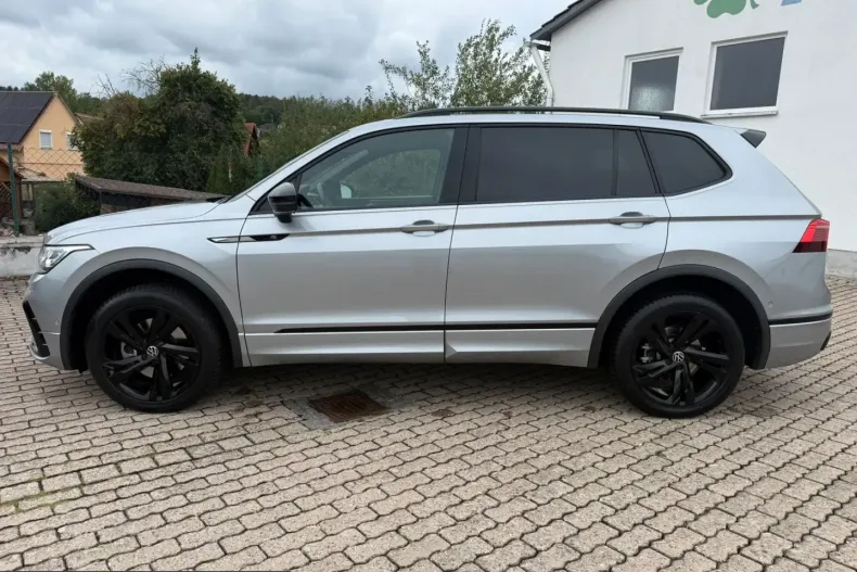 Volkswagen Tiguan Allspace din 2022 cu 79.400 km - oferta VOL253110 - foto 8