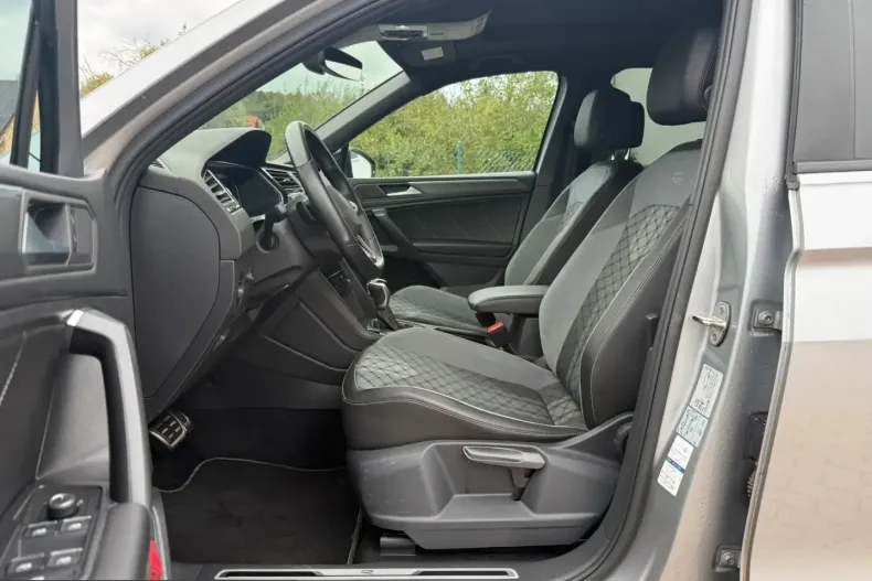 Volkswagen Tiguan Allspace din 2022 cu 79.400 km - oferta VOL253110 - foto 11