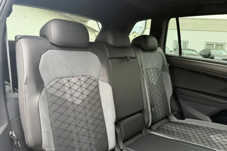 Volkswagen Tiguan Allspace din 2022 cu 79.400 km - oferta VOL253110 - foto 16