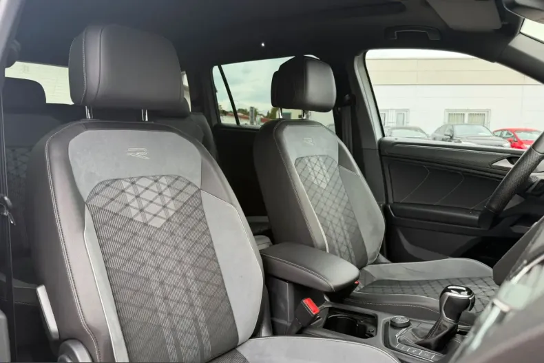 Volkswagen Tiguan Allspace din 2022 cu 79.400 km - oferta VOL253110 - foto 17