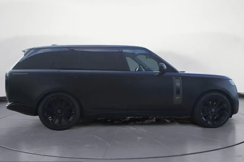 Land Rover Range Rover din 2025 cu 7.900 km - oferta LAN253118 - foto 3