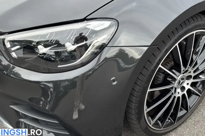 Mercedes-Benz E 220 d Coupé AMG din 2021 cu 88.335 km - oferta MER253120 - foto 4