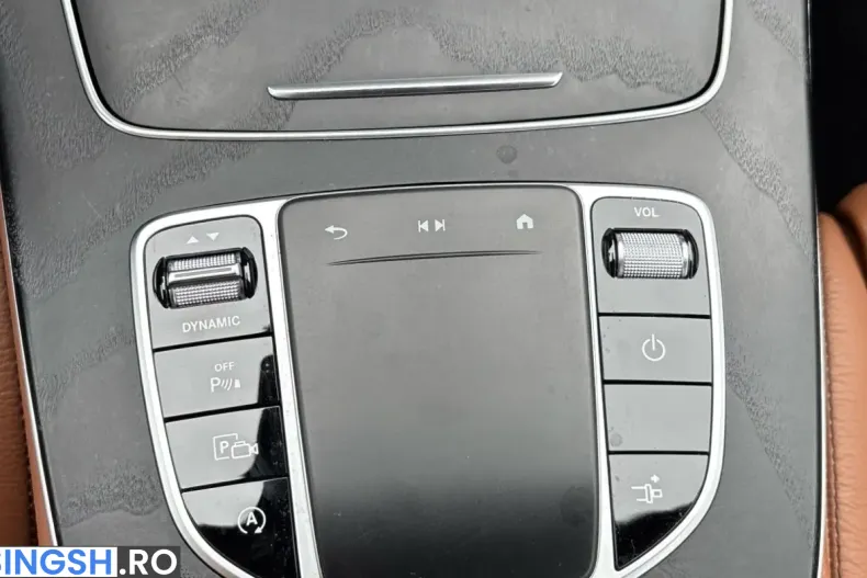 Mercedes-Benz E 220 d Coupé AMG din 2021 cu 88.335 km - oferta MER253120 - foto 11