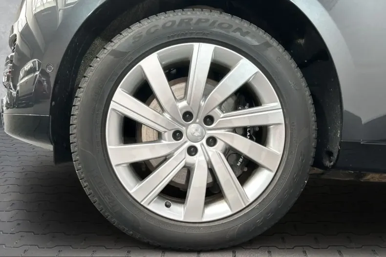 Land Rover Range Rover din 2025 cu 5.000 km - oferta LAN253126 - foto 9