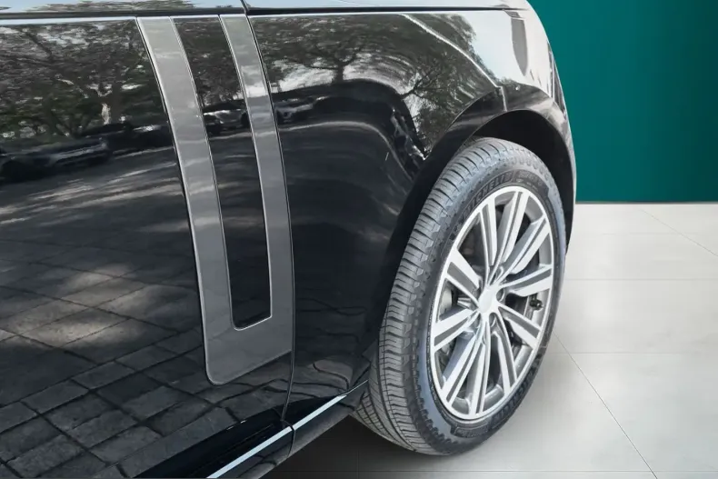 Land Rover Range Rover din 2025 cu 3.400 km - oferta LAN253130 - foto 15
