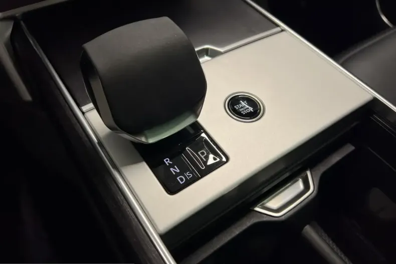 Land Rover Range Rover din 2025 cu 14.600 km - oferta LAN253134 - foto 14