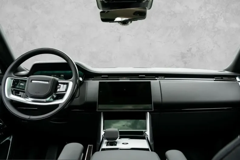 Land Rover Range Rover din 2025 cu 12.223 km - oferta LAN253135 - foto 5