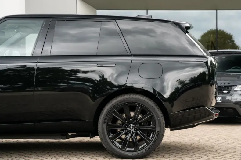 Land Rover Range Rover din 2025 cu 12.223 km - oferta LAN253135 - foto 20