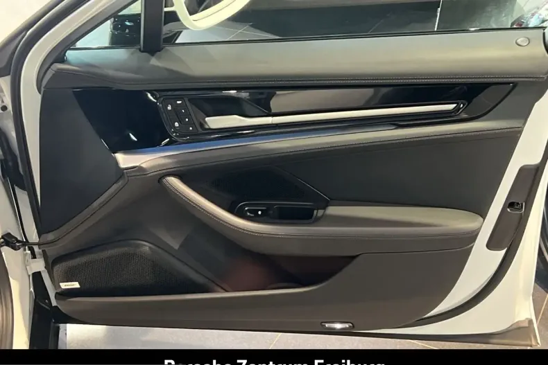 Porsche Panamera din 2025 cu 31.100 km - oferta POR253156 - foto 26
