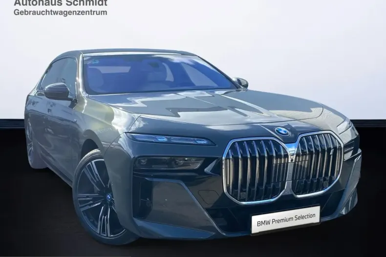 BMW i7 (Seria 7) din 2023 cu 54.072 km - oferta BMW253158 - foto 1