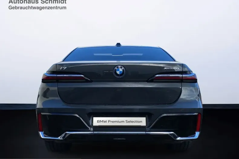 BMW i7 (Seria 7) din 2023 cu 54.072 km - oferta BMW253158 - foto 4