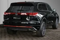 Volkswagen Touareg din 2024 cu 34.318 km - oferta VOL253160 - foto 3