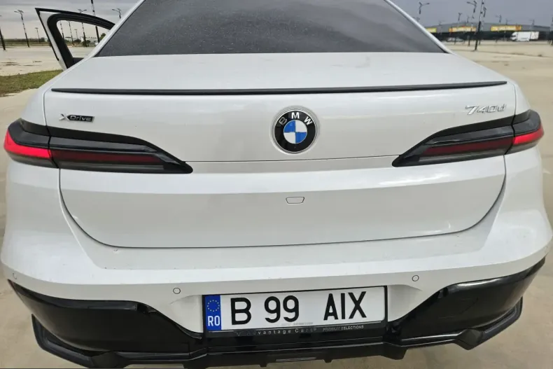 BMW 740 (Seria 7) din 2025 cu 16.005 km - oferta BMW253163 - foto 4