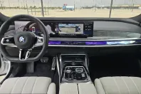 BMW 740 (Seria 7) din 2025 cu 16.005 km - oferta BMW253163 - foto 5