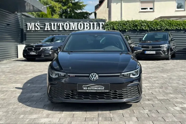 Volkswagen Golf din 2023 cu 49.998 km - oferta VOL253166 - foto 2