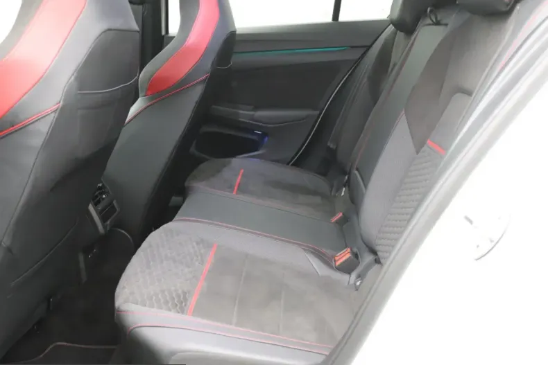 Volkswagen Golf din 2023 cu 62.500 km - oferta VOL253167 - foto 8