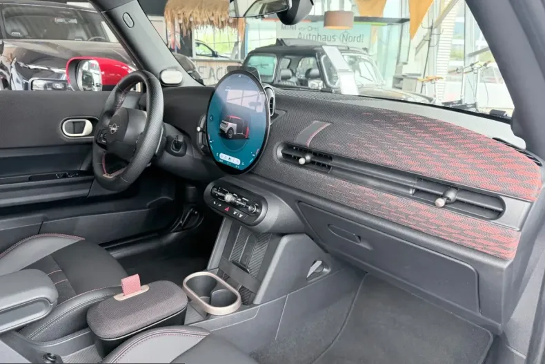 MINI Cooper S din 2024 cu 20.500 km - oferta MIN253176 - foto 16
