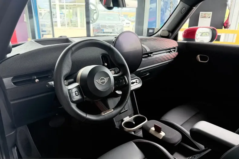 MINI Cooper S din 2024 cu 20.500 km - oferta MIN253176 - foto 19