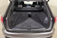 Volkswagen Touareg din 2023 cu 41.918 km - oferta VOL253184 - foto 6